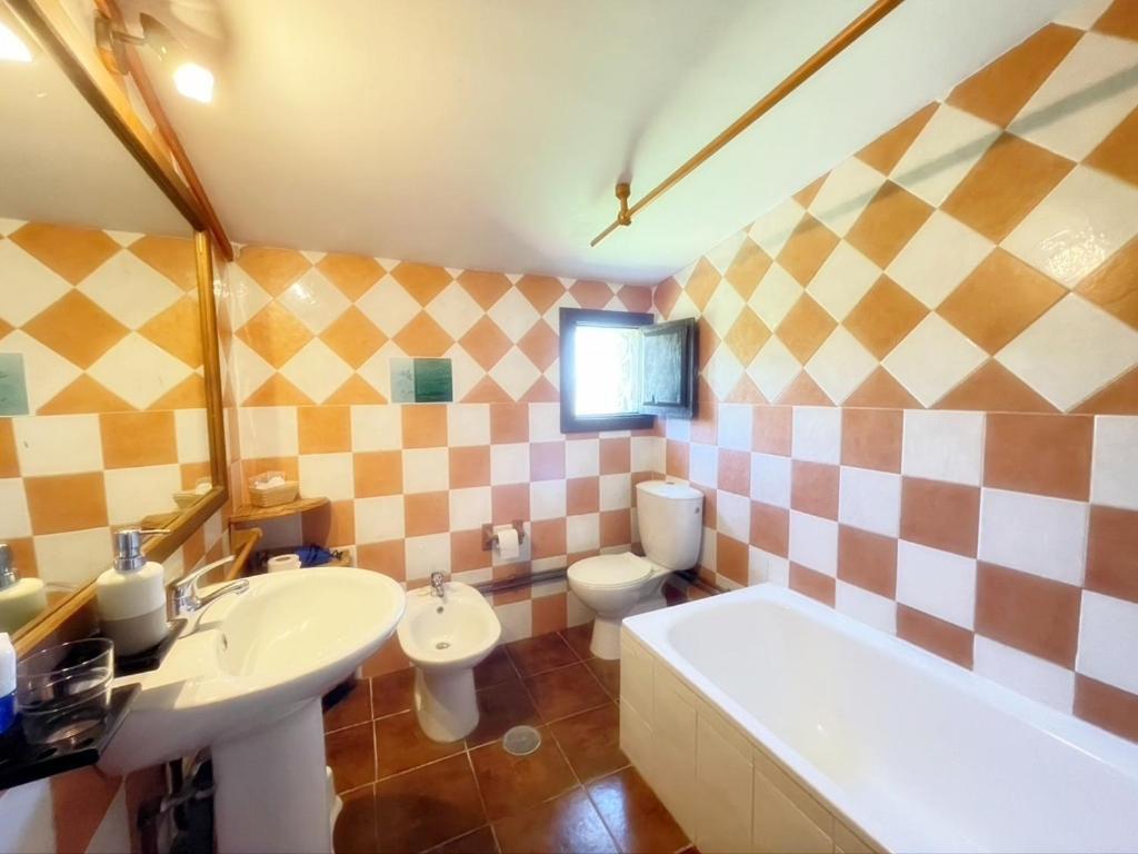 La Asturxana Guest House Malleza Exterior photo