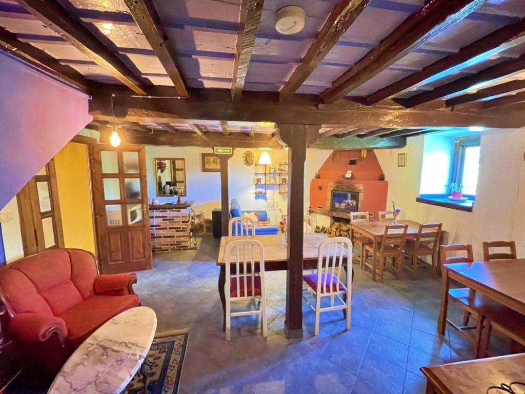La Asturxana Guest House Malleza Exterior photo